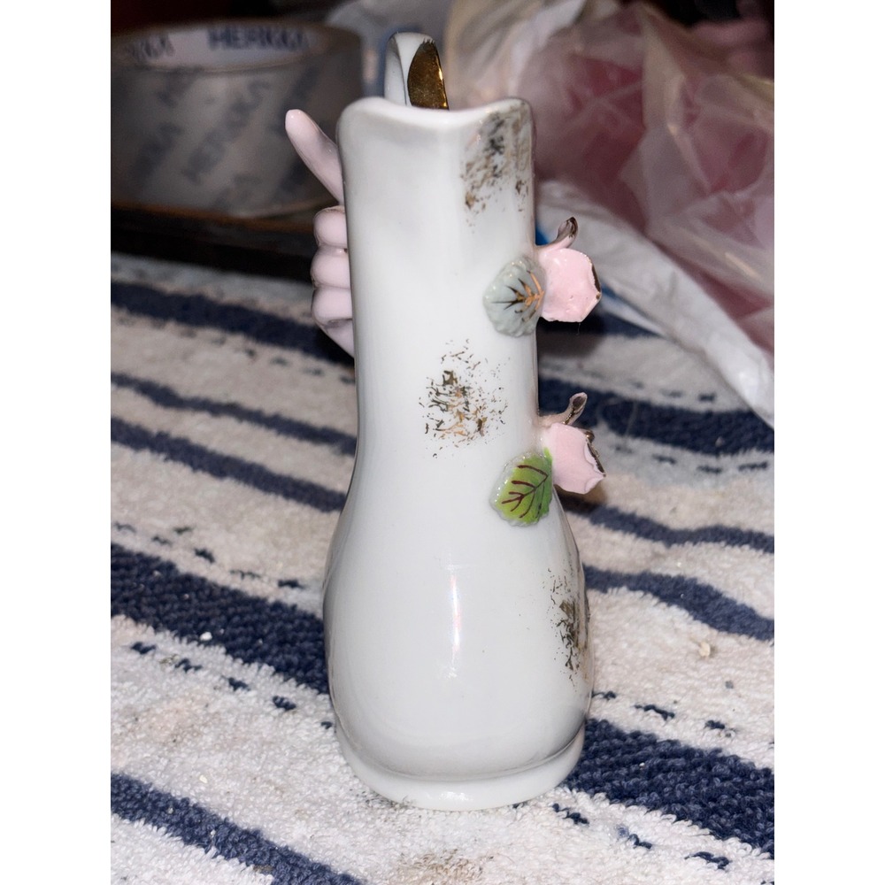Vintage Porcelain Hand Holding Pitcher Bud Vase Pink Roses Gold Gilt Ceramic - Picture 3 of 9